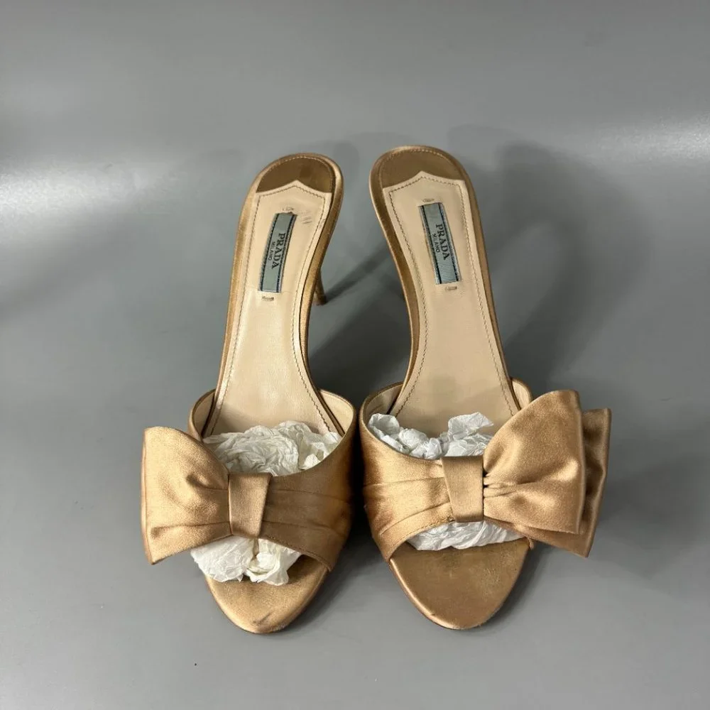 Authentic Prada Gold Silk Evening Mules with Asymmetric Bow, Size 39 1/2 - Picture 4 of 14